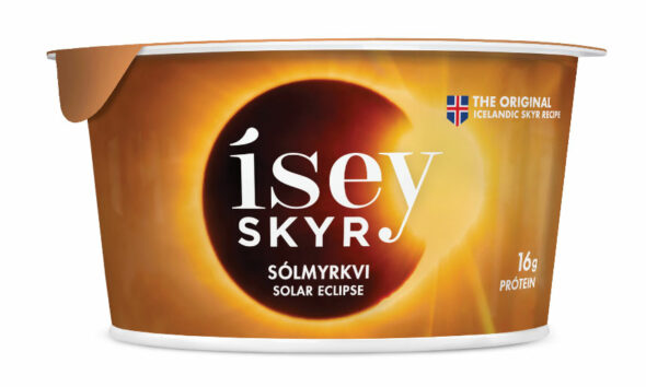 Ísey fagnar væntanlegum sólmyrkva með nýju skyrbragði