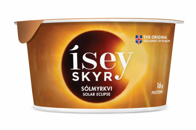 Ísey fagnar væntanlegum sólmyrkva með nýju skyrbragði