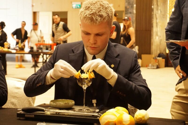 Pétur Kolka vinnur sinn flokk í Lotus Prestige Cup í Macau